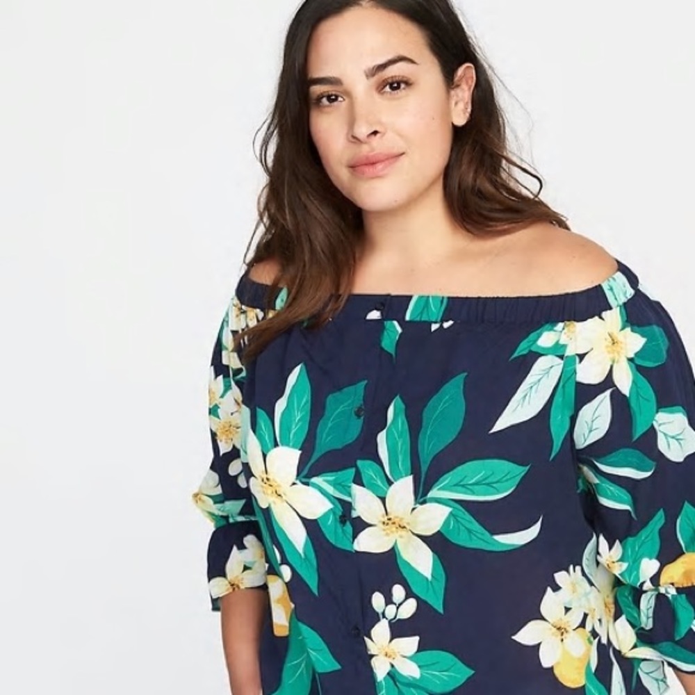 Old Navy Floral Off Shoulder Blouse